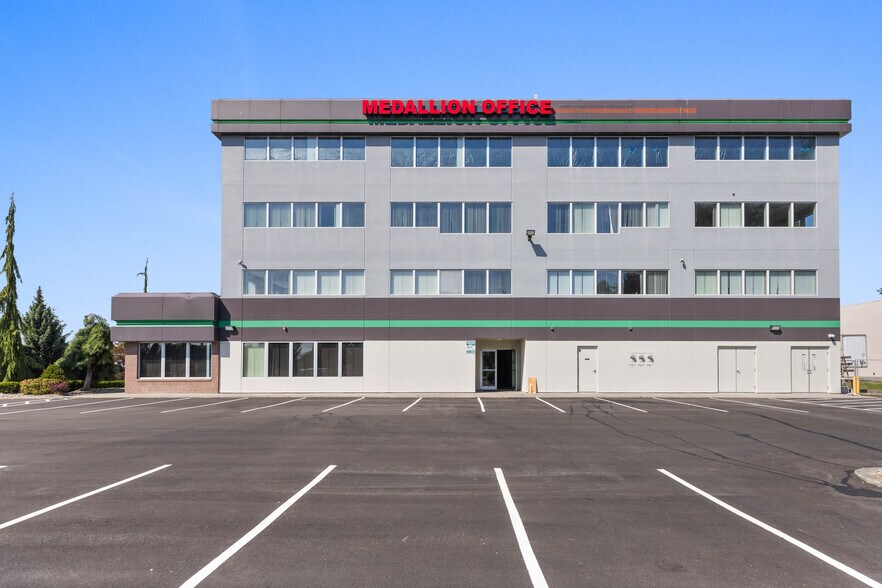 Primary Photo Of 16710 Smokey Point Blvd, Arlington General Retail For Sale