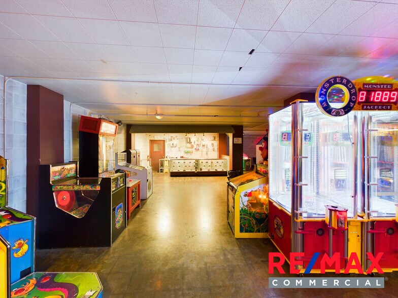 More Photos Of 1057 Sheridan Ave, Cody Restaurant For Sale