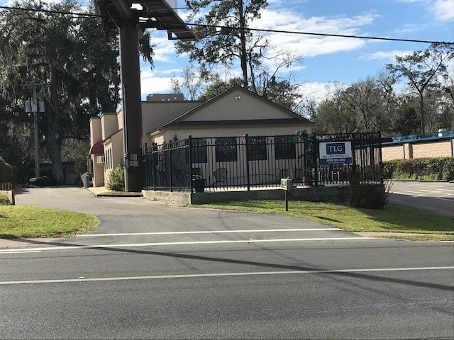 More Photos Of 2529 Apalachee Pky, Tallahassee Restaurant For Lease