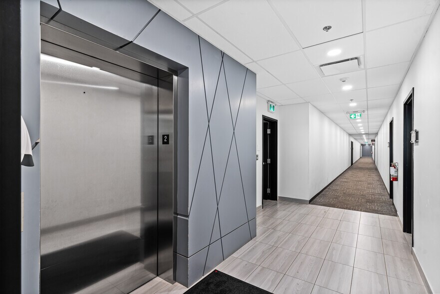 More Photos Of 4310 104 Av NE, Calgary Office For Sale