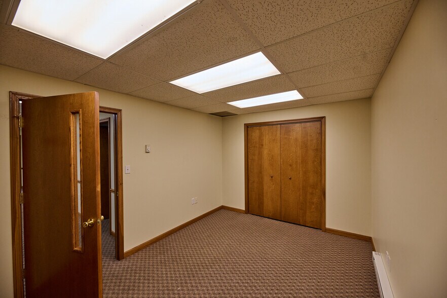 More Photos Of 7464 Sharon Mercer Rd, Mercer General Retail For Sale