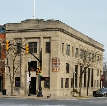 More Photos Of 138 S Main St, Crown Point Office For Sale