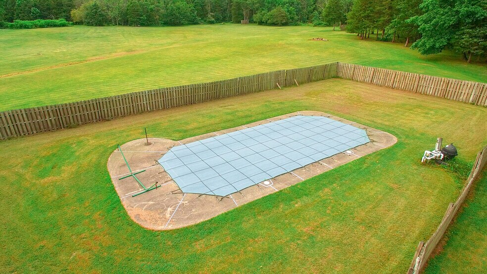 More Photos Of 2071 Baus Rd, East Greenville Sports And Entertainment For Sale