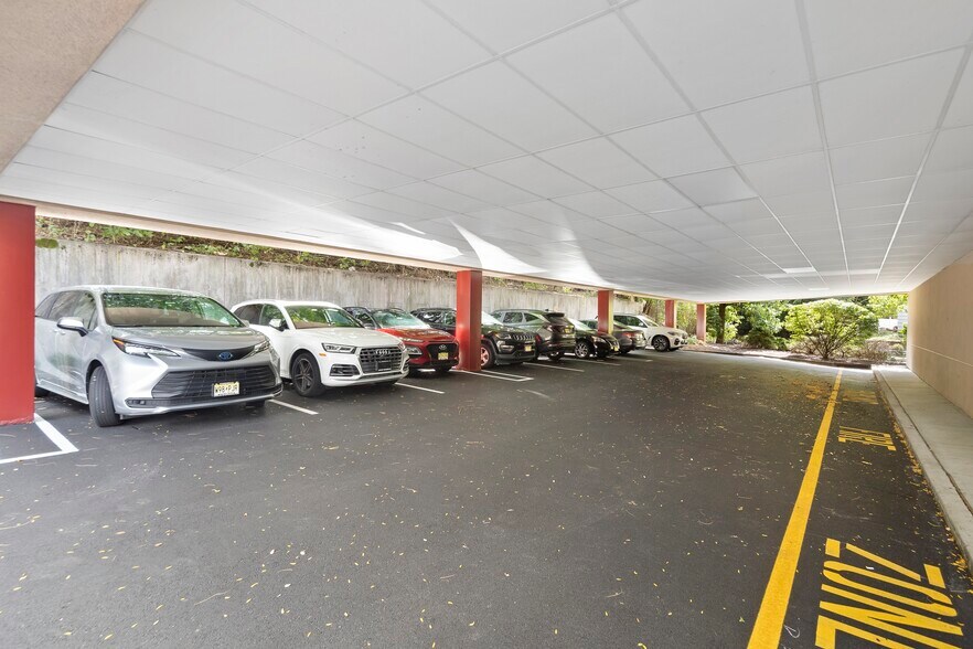 More Photos Of 265 Ackerman Ave, Ridgewood Medical For Lease