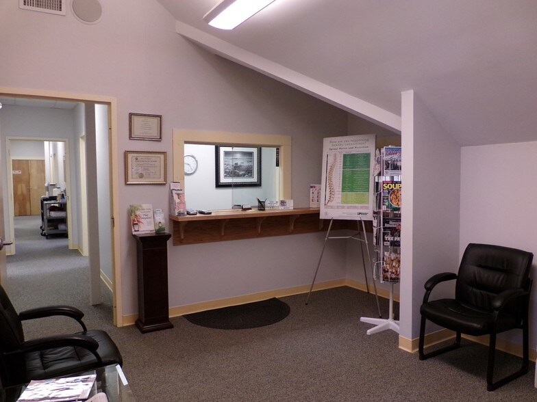 More Photos Of 171 Daniel Webster Hwy, Belmont Storefront Retail Office For Lease