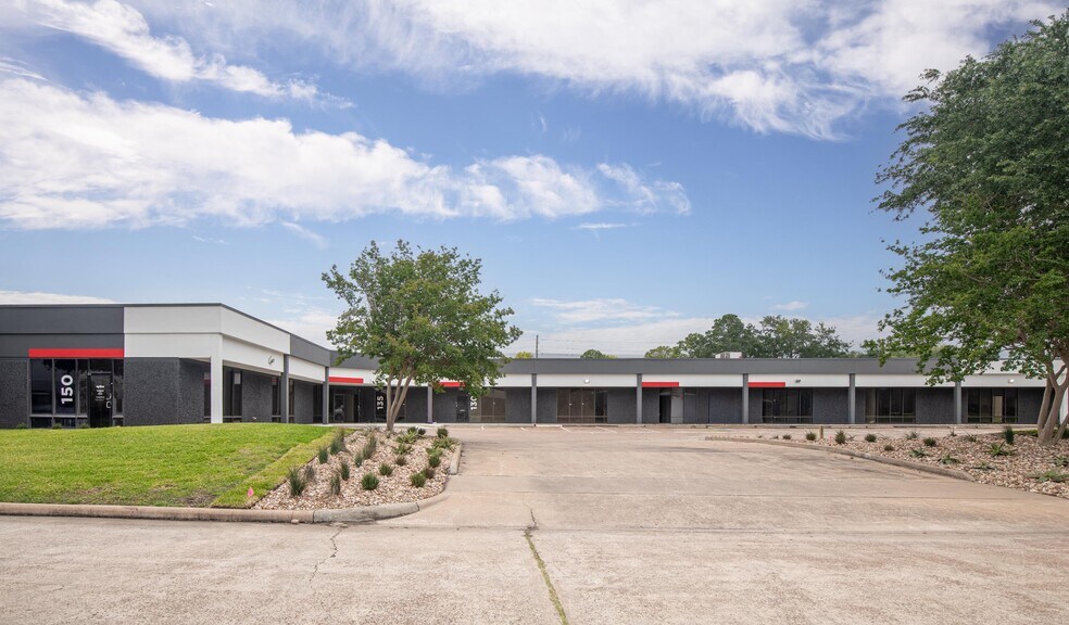 Primary Photo Of 10812 Fallstone Rd, Houston Unknown For Lease