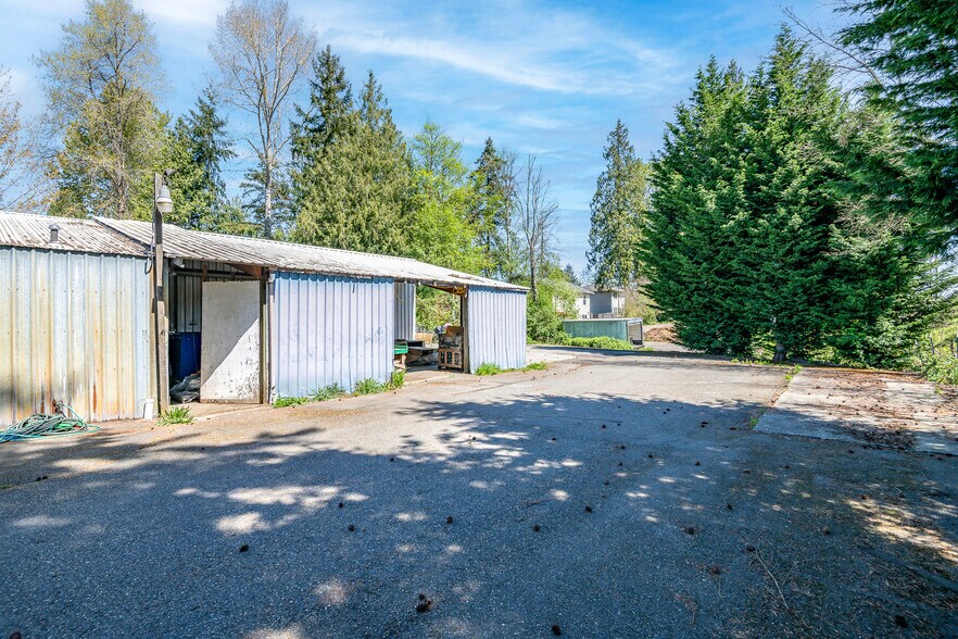 More Photos Of 10709 12th Ave E, Tacoma Warehouse For Sale