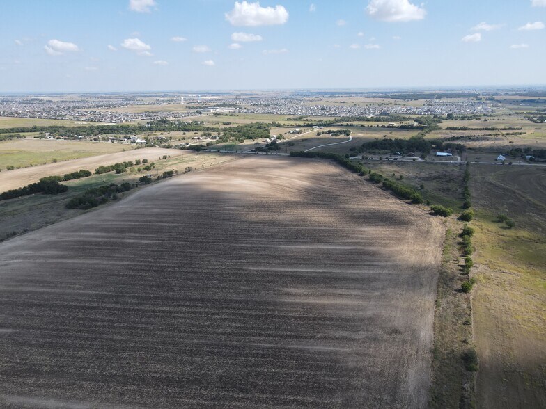 More Photos Of 601 County Road 375, Jarrell Land For Sale