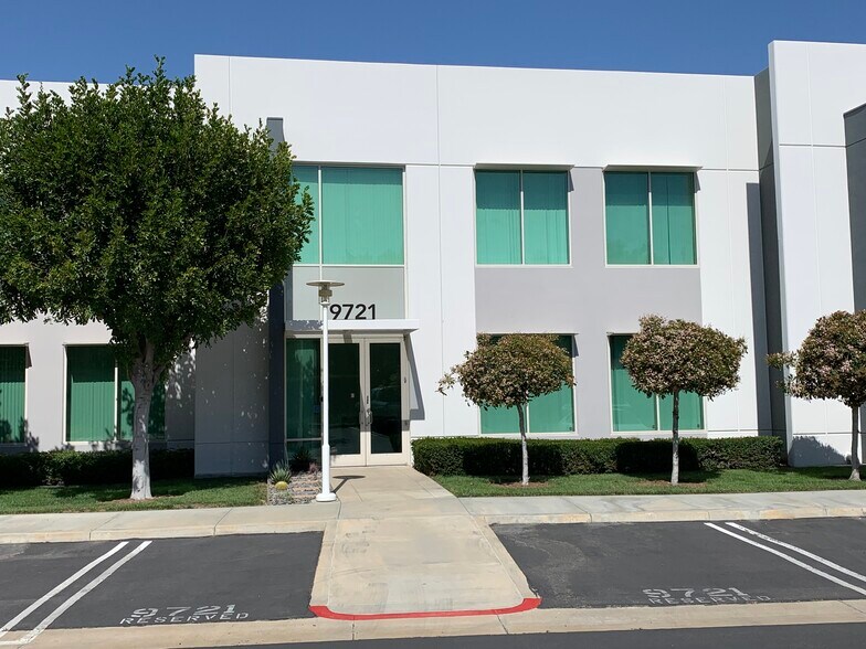 More Photos Of 9711-9741 Irvine Center Dr, Irvine Warehouse For Lease