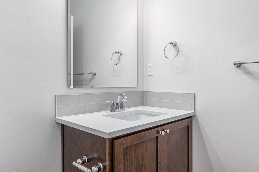 More Photos Of 1859 NW Enterprise St, Mountain Home Multifamily For Sale