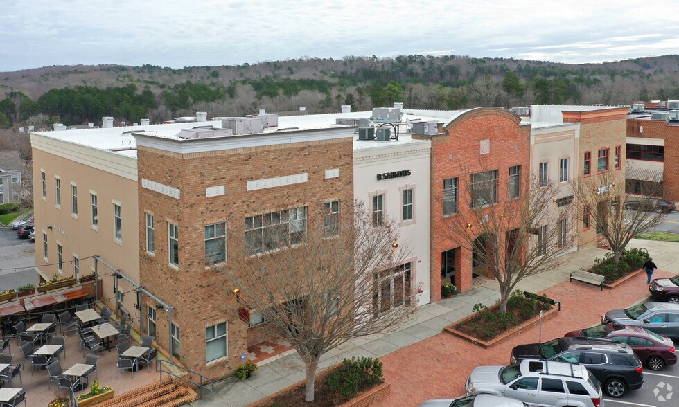 More Photos Of 400 Market St, Chapel Hill Office For Lease