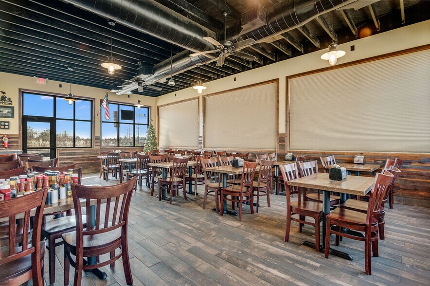 More Photos Of 2470 Gum Branch Rd, Jacksonville Restaurant For Sale