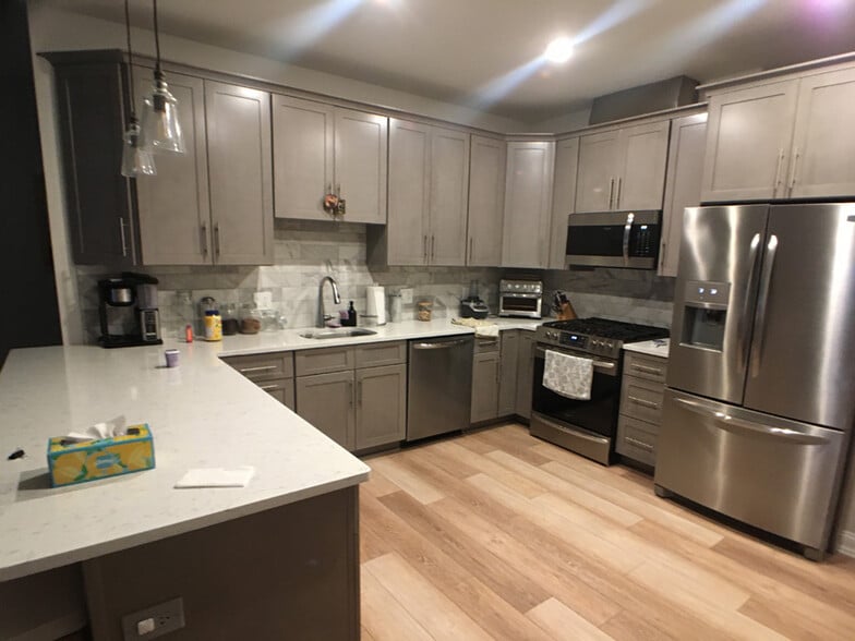 More Photos Of 293 Lafayette Ave, Hawthorne Storefront Retail Office For Sale