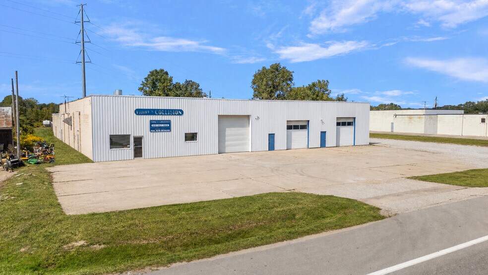 More Photos Of 2025 N Lapeer Rd, Lapeer Warehouse For Lease