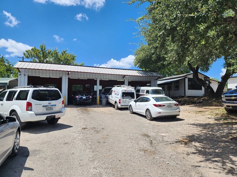 More Photos Of 5401 S Congress Ave, Austin Auto Dealership For Sale
