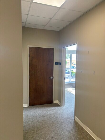 More Photos Of 6225 Greenlee St, Arlington Office For Lease