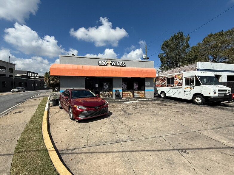 Primary Photo Of 2705 Bull St, Savannah Freestanding For Lease