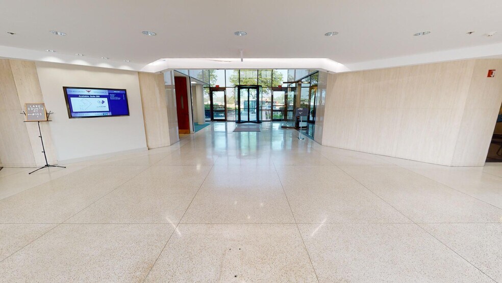 More Photos Of 1721 Moon Lake Blvd, Hoffman Estates Office For Lease