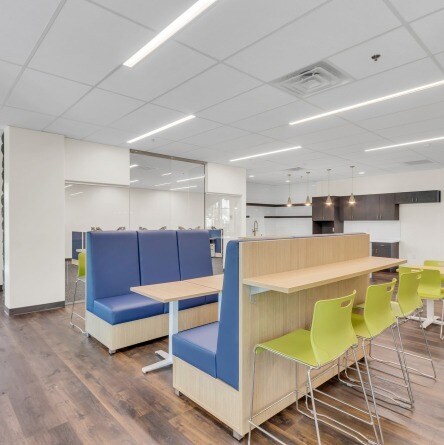 More Photos Of 4747 S Lakeshore Dr, Tempe Office For Lease