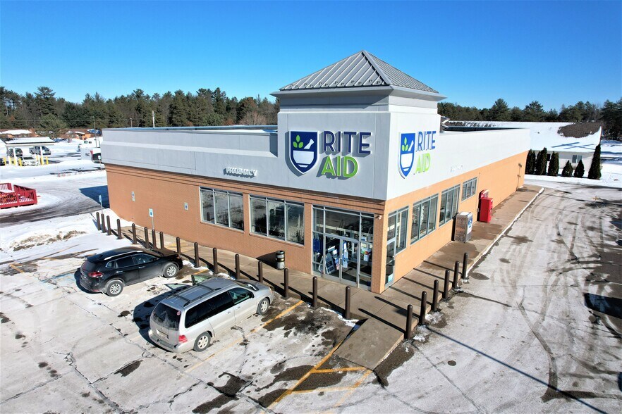 More Photos Of 2010 N Saint Helen Rd, Saint Helen Drugstore For Sale