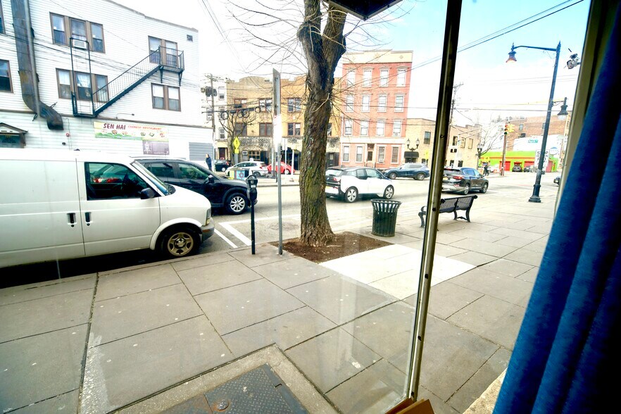 More Photos Of 304 Newark Ave, Jersey City Storefront Retail Office For Lease