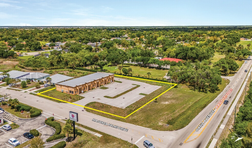 More Photos Of 4991 Majorca Palms Dr, Fort Myers Storefront For Sale