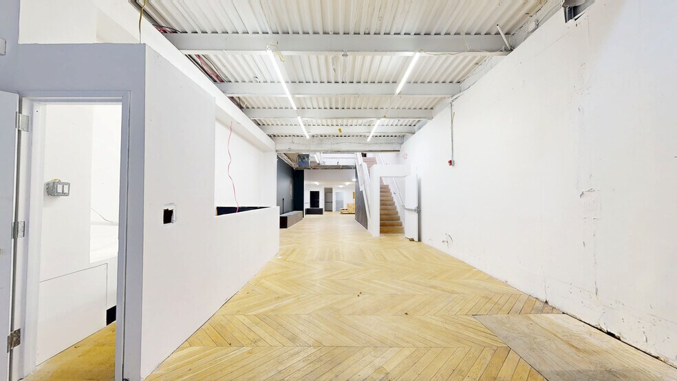 Primary Photo Of 54 Crosby St, New York Storefront For Lease