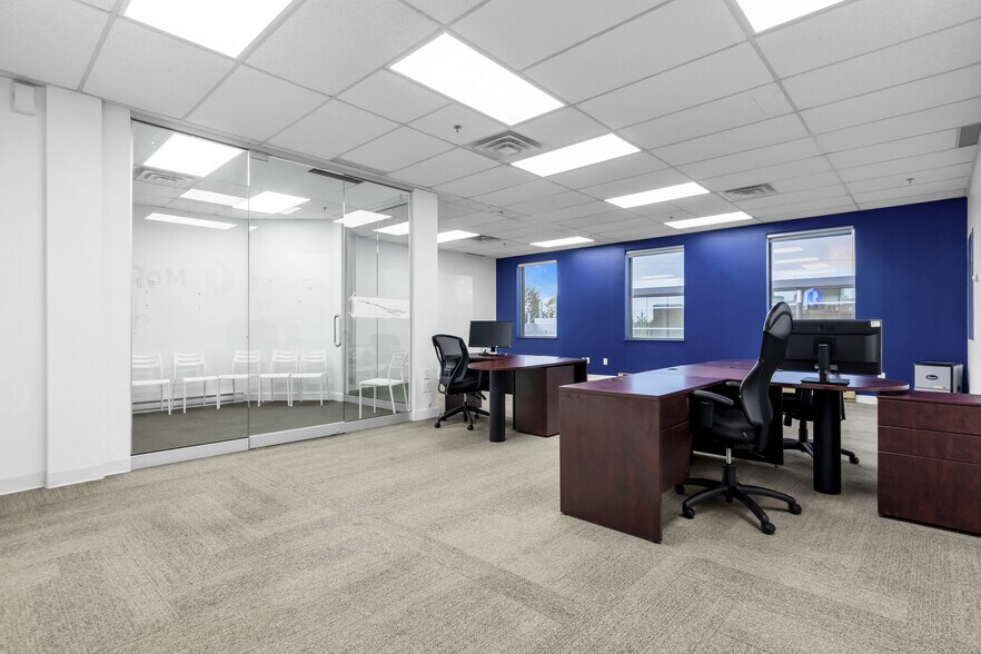 More Photos Of 4890-4898 Boul Taschereau, Longueuil General Retail For Sale