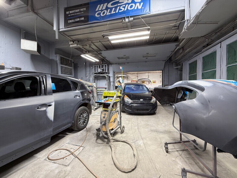 More Photos Of 4278 St Frontenac, Frontenac Auto Repair For Sale