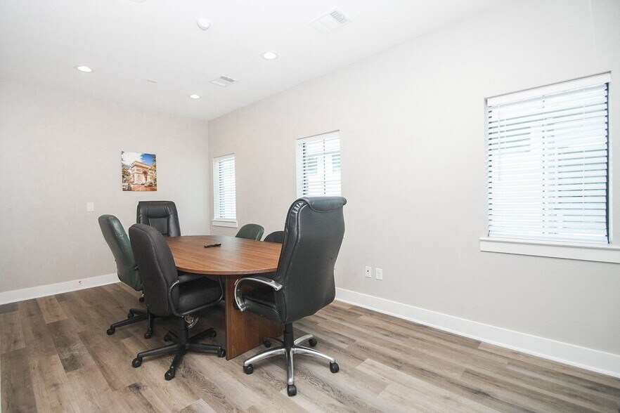 More Photos Of 23219 Red River Dr, Katy Medical For Sale