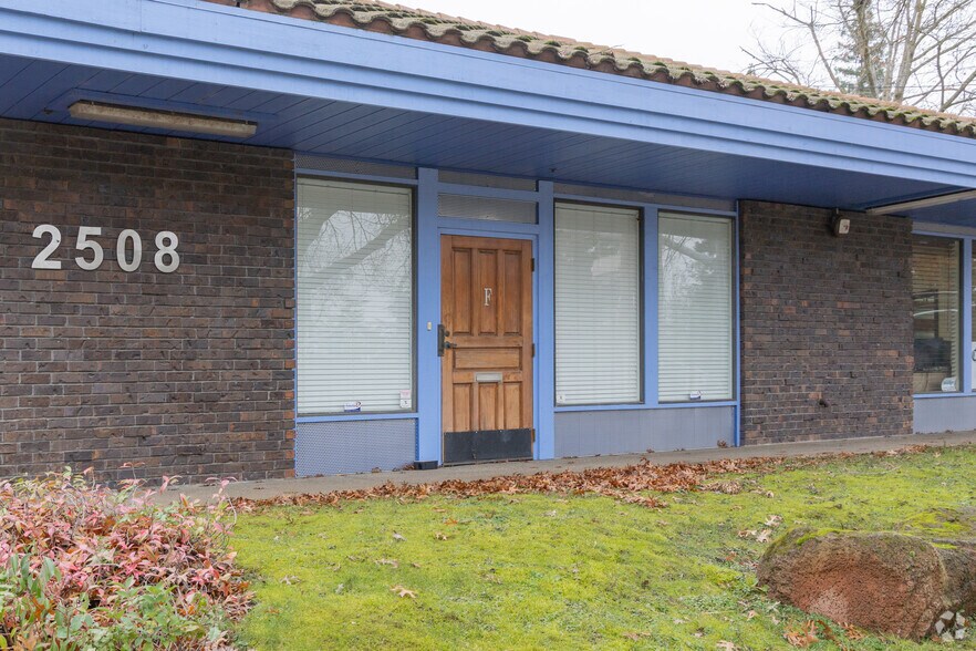 More Photos Of 2508 Garfield Ave, Carmichael Office Residential For Lease