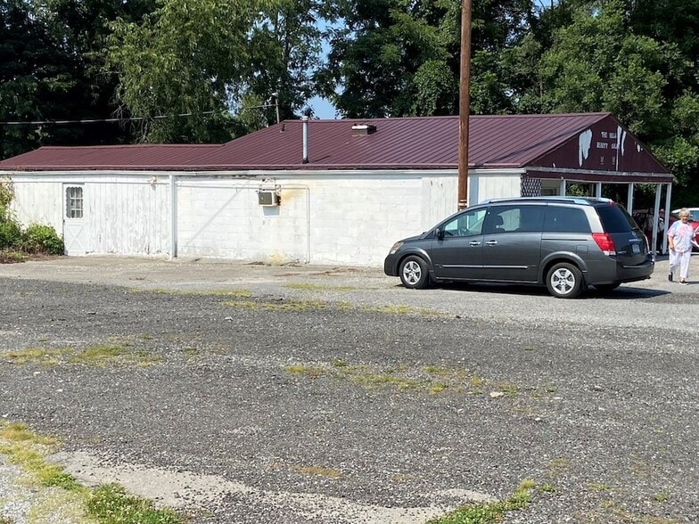 929 Newbern Rd, Pulaski, VA 24301 Carwash For Sale