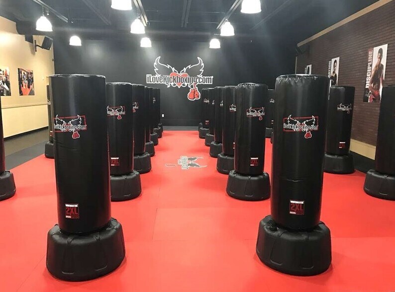 More Photos Of 3261-3267 Westchester Ave, Bronx Storefront Retail Office For Lease