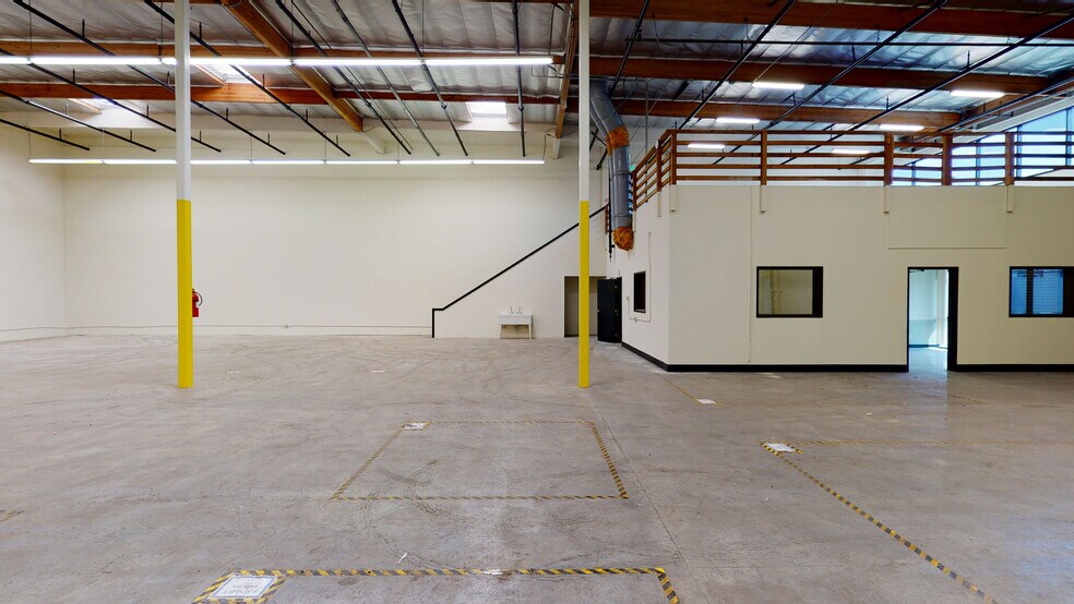 Primary Photo Of 7617-7621 Somerset Blvd, Paramount Unknown For Lease