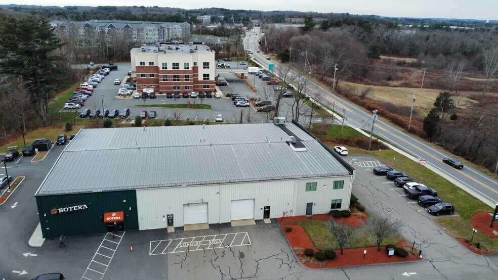 More Photos Of 1256 W Central St, Franklin Warehouse For Lease