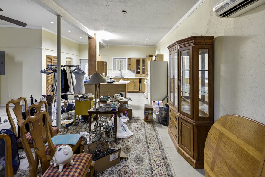 More Photos Of 1358 W Main St, Forest City Warehouse For Sale