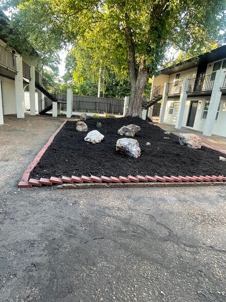 More Photos Of 1695 Ontario Ave, Memphis Apartments For Sale