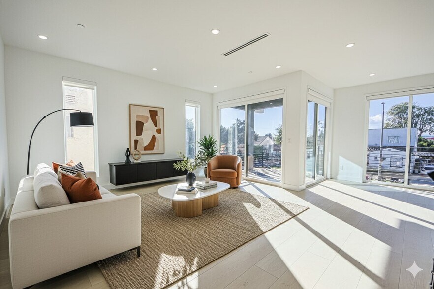 More Photos Of 2200 Thurman Ave, Los Angeles Multifamily For Sale