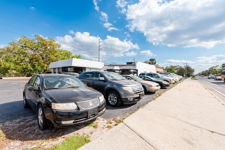 More Photos Of 2501 Sanford Ave, Sanford Auto Repair For Sale