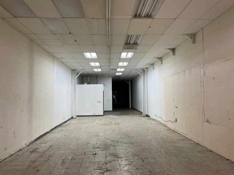 More Photos Of 1147-1157 S San Pedro St, Los Angeles Warehouse For Lease