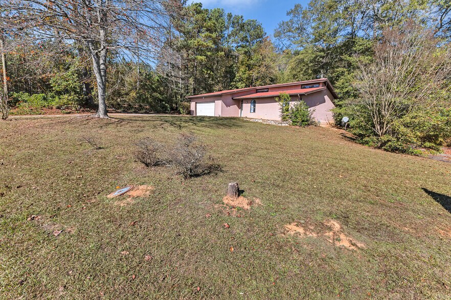 More Photos Of 5575 Milam Rd, Fairburn Medical For Sale