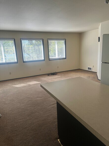 More Photos Of 6676 State Route 20, Anacortes Hotel For Sale