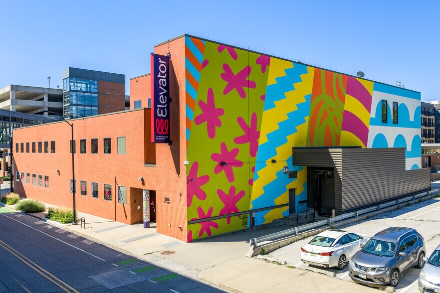 More Photos Of 204 12th St, Des Moines Office For Lease