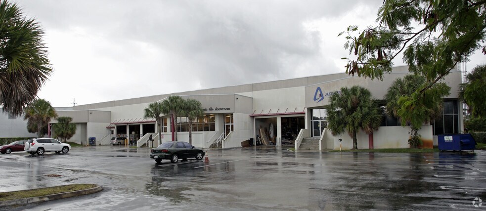 More Photos Of 8800 NW 13th Ter, Miami Warehouse For Lease