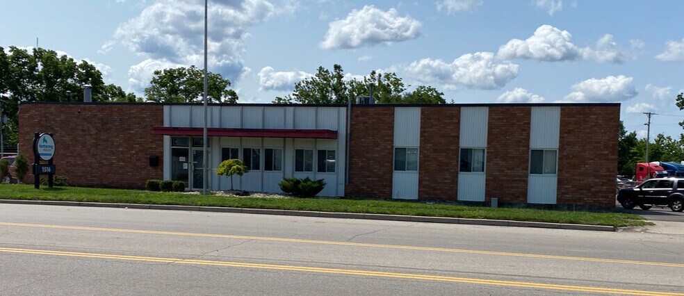 More Photos Of 1516 Nicholas Rd, Dayton Warehouse For Lease