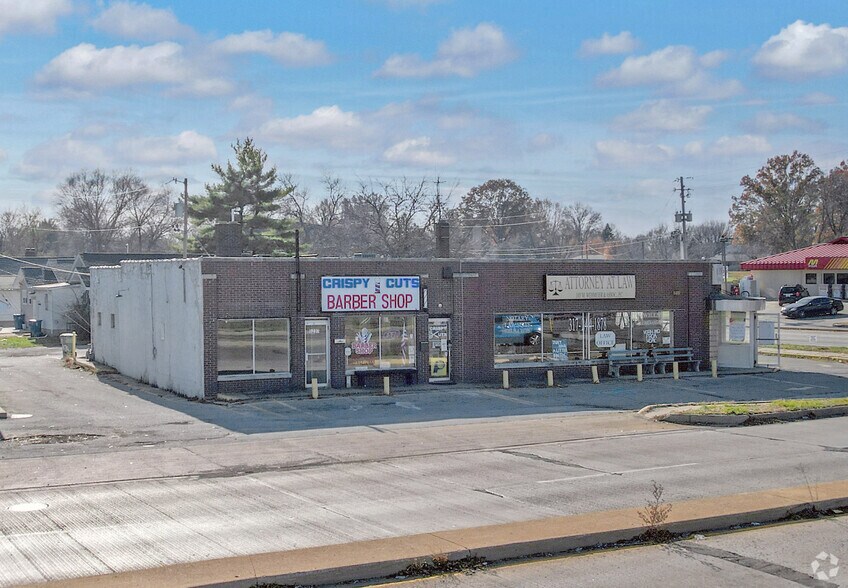 Primary Photo Of 5237-5243 Rockville Rd, Indianapolis Storefront For Sale