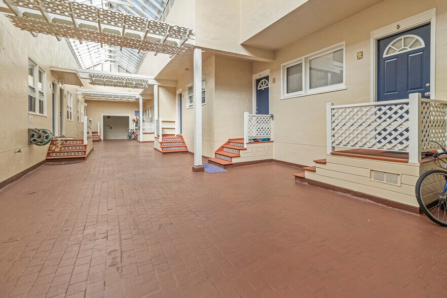 More Photos Of 1716-1732 University Ave, Berkeley Apartments For Sale