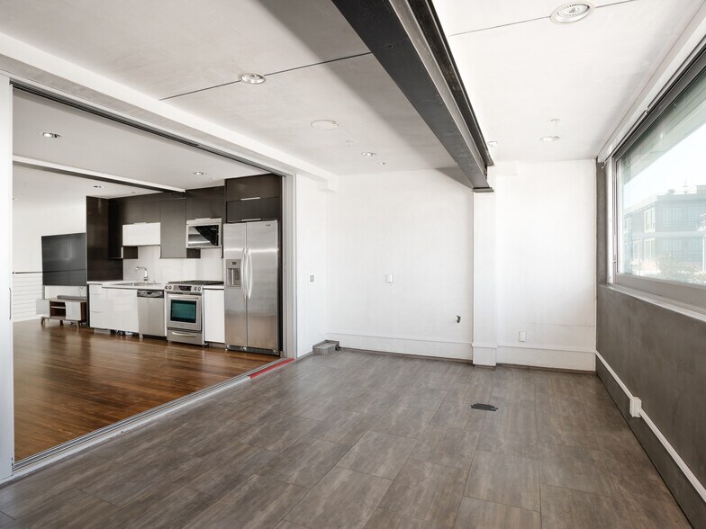 More Photos Of 215-237 California St, El Segundo Loft Creative Space For Sale