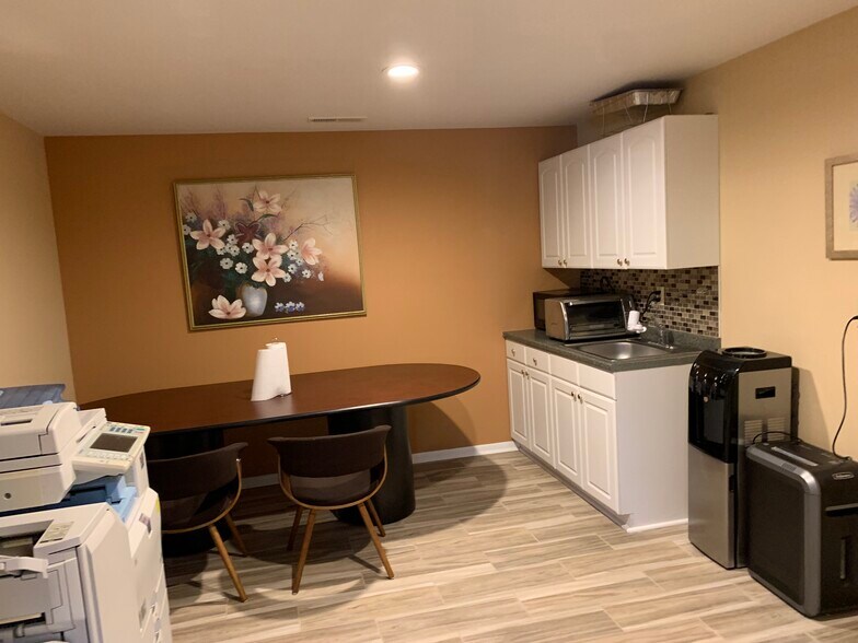 More Photos Of 3554 Hulmeville Rd, Bensalem Office For Sale