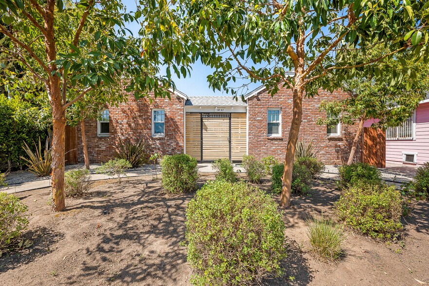 More Photos Of 1837 E Colorado Blvd, Pasadena Apartments For Sale